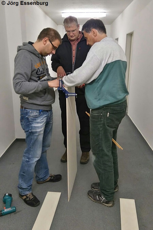 Bau des ersten Modulkastens.