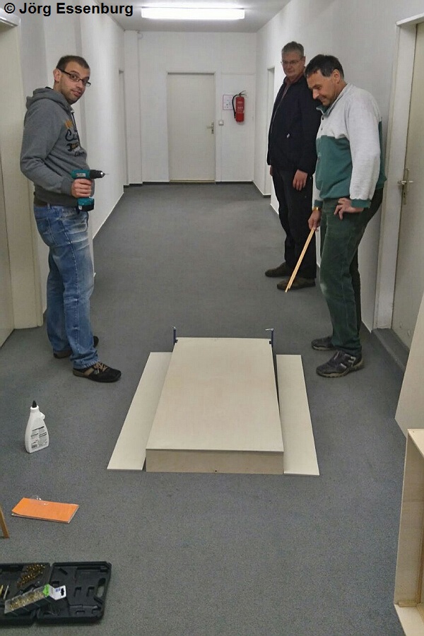 Bau des ersten Modulkastens.