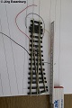Die Peco-Weiche im Vergleich zu unserem Plan. Sie ist 16mm zu lang.