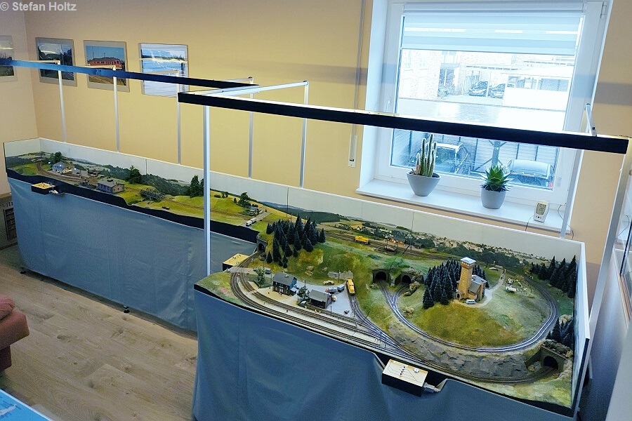 Hintergrundbeleuchtung an der Heimanlage "Holzhausen" von Stefan