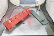 Triebwagen und Dach nach der ersten Lackierung