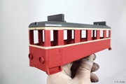 Triebwagen mit Zierstreifen